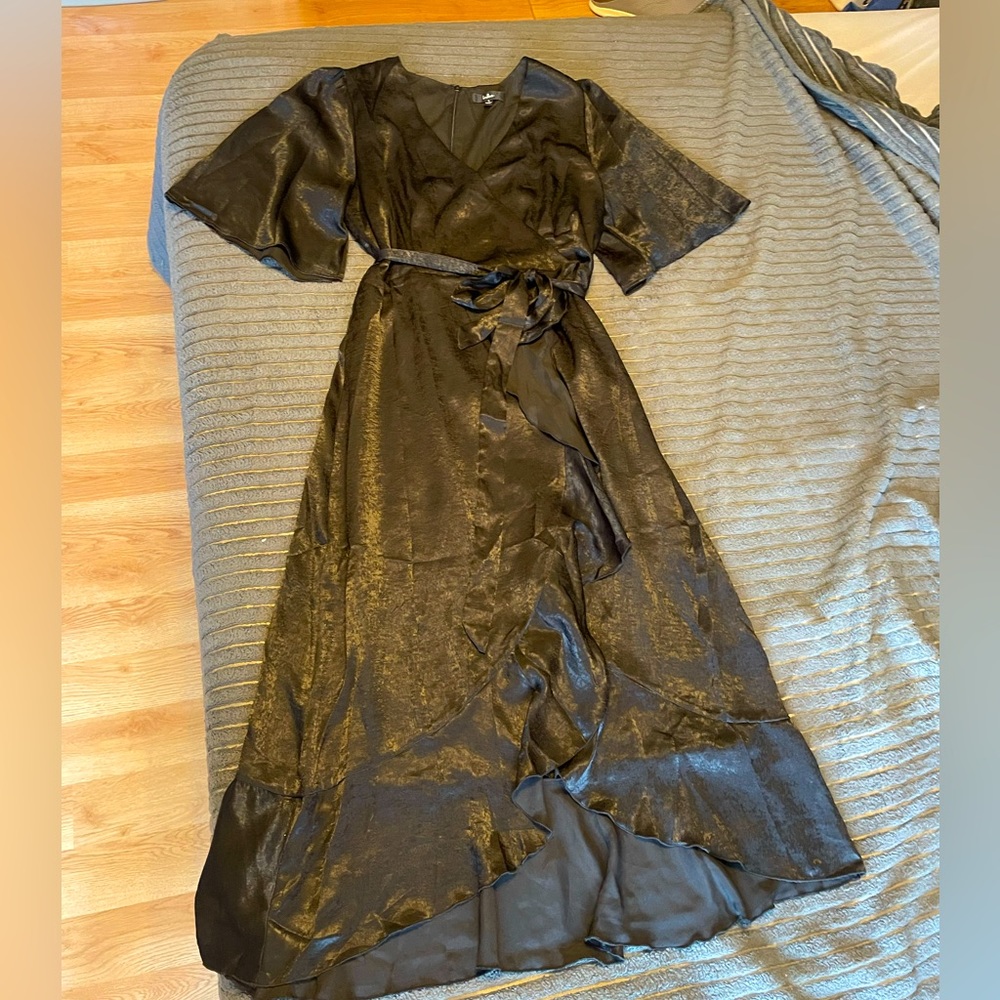 Black Silk Lulus Wrap Dresss